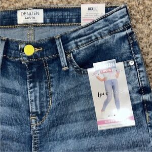 Denizen Levi's Love Stretch Super
Skinny Jeans